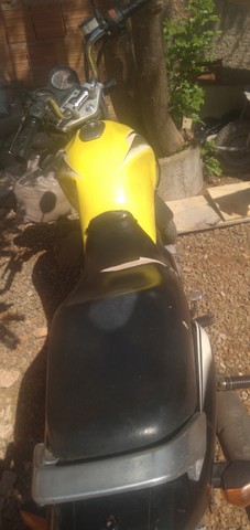 MOTO SUZUKI 4.000