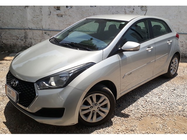 HYUNDAI HB20 1.0 COMFORT PLUS 12V FLEX 4P MANUAL