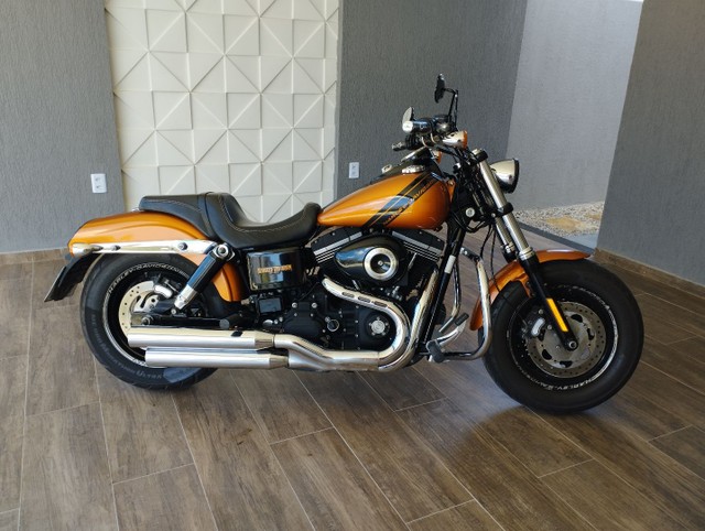 Fatbob 2014 21 mil km rodados (extra) acessórios