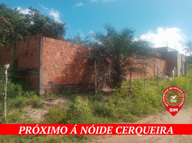 Vendo Terreno murado medindo 350m² Próximo á Avenida Nóide Cerqueira