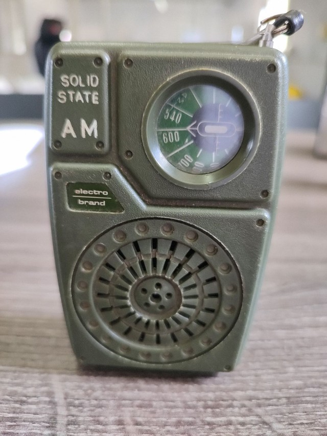 Dois rádios antigos  - Foto 4