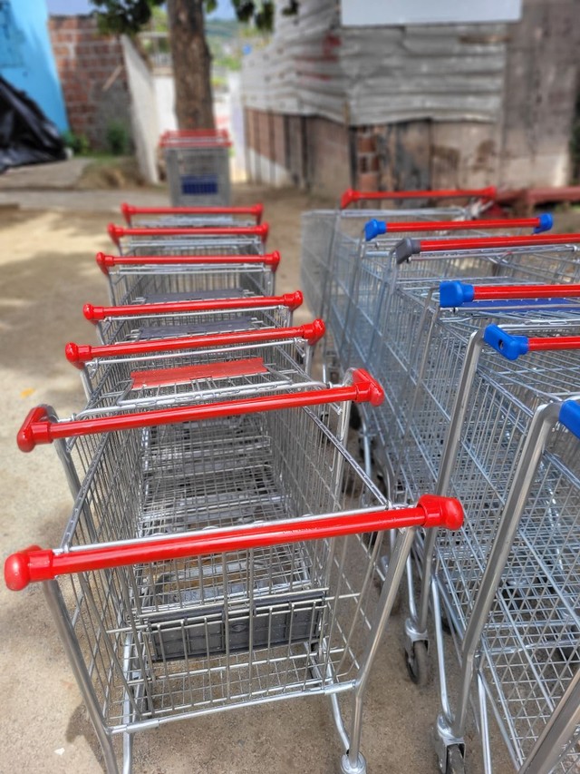 Carrinhos de supermercado  - Foto 2