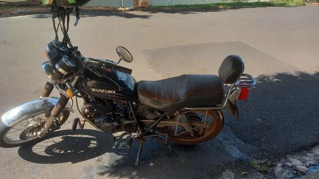 Suzuki Intruder 250 cc  Classificado Vintage riders