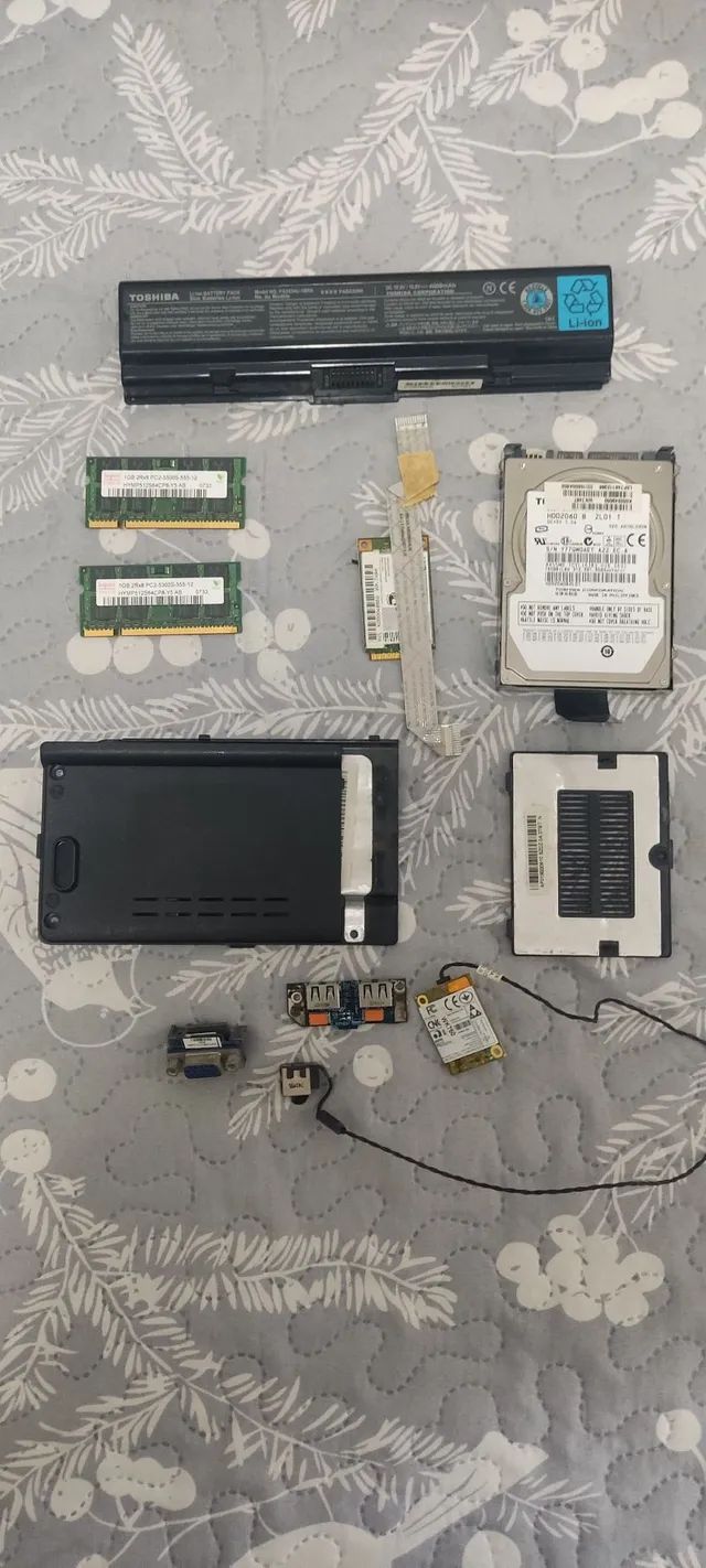 Peças de Notebook Satélite A200-1QU - Foto 2