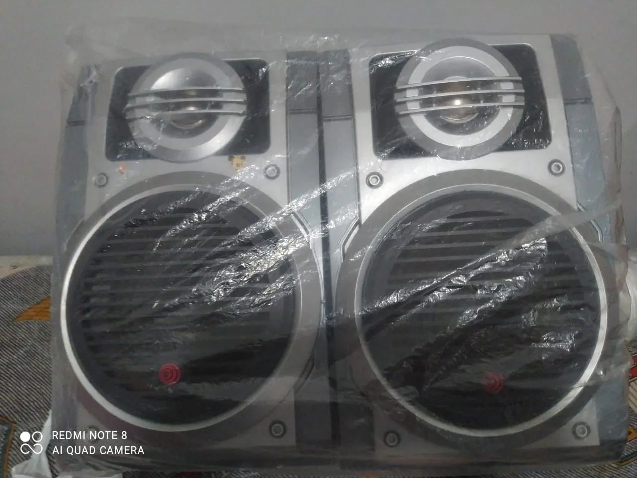 Caixa de Som 2.1 com Subwoofer