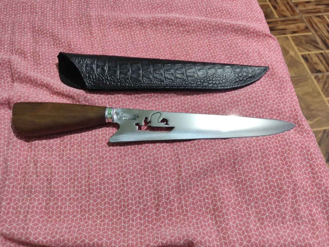 Faca especial para churrasco Cabo de madeira - Foto 2