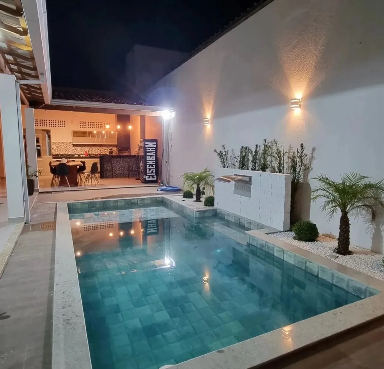 Casa com 5 suítes e piscina em Prado/BA