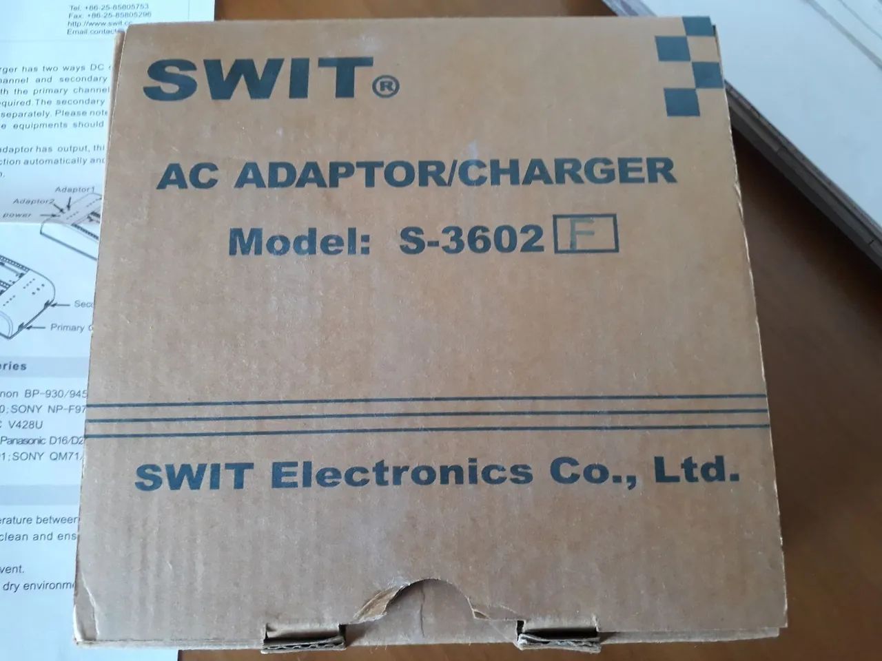 Carregador Swit p/ 2 Baterias Sony NPF  - Foto 6