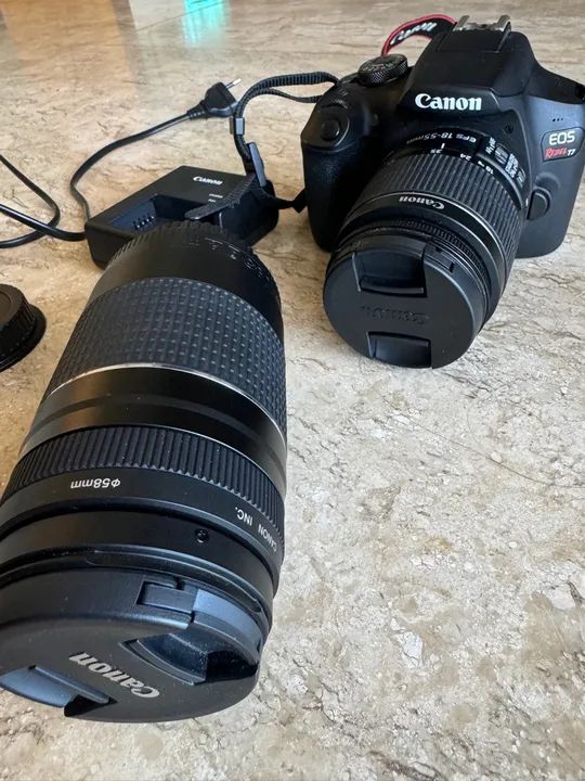 Combo Câmera EOS T7+ Viajante com Lente EF-S 18-55mm + EF 75-300mm