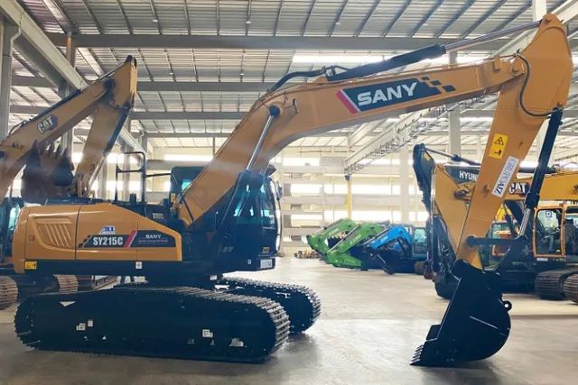 Escavadeira Sany SY215C