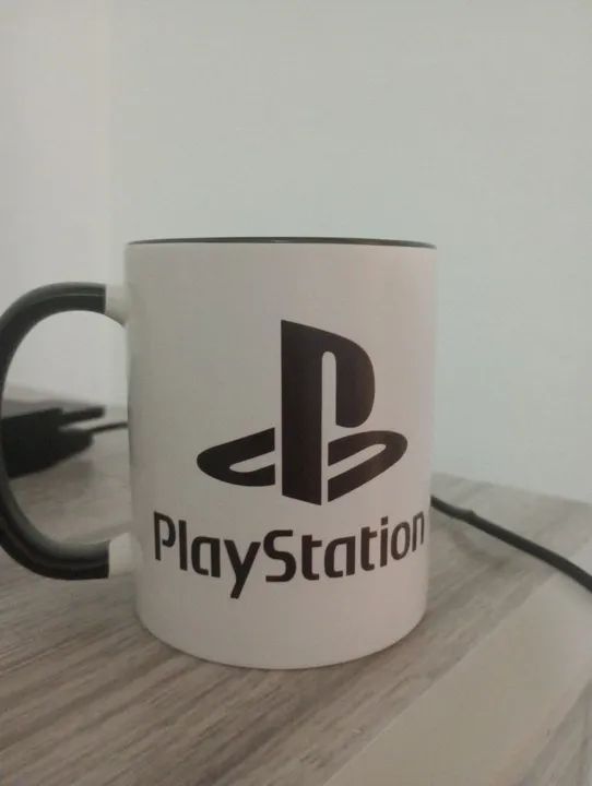 PlayStation 2 de um controle de 10 jogos e 16 MB sem roda disco só com play  drive - Foto 3