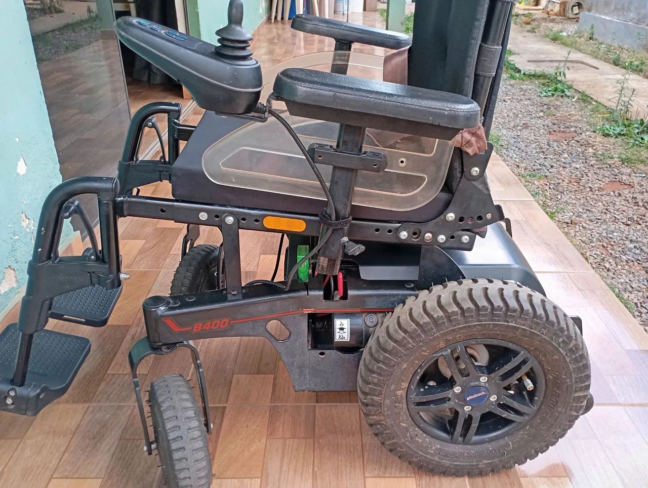 Cadeira de rodas motorizada Ottobock B400 - Foto 5