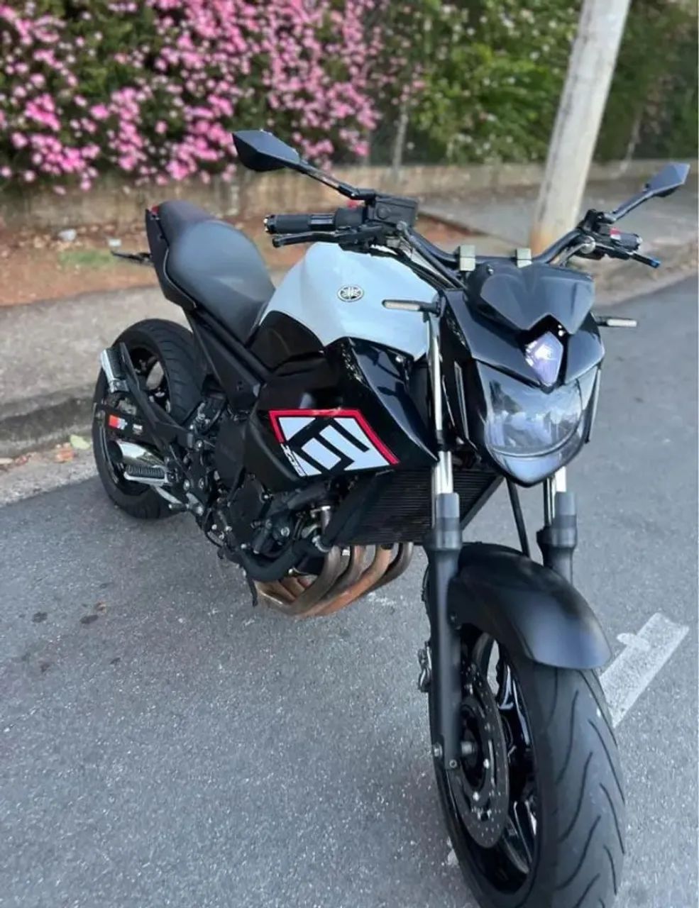 Yamaha XJ6  - Foto 5
