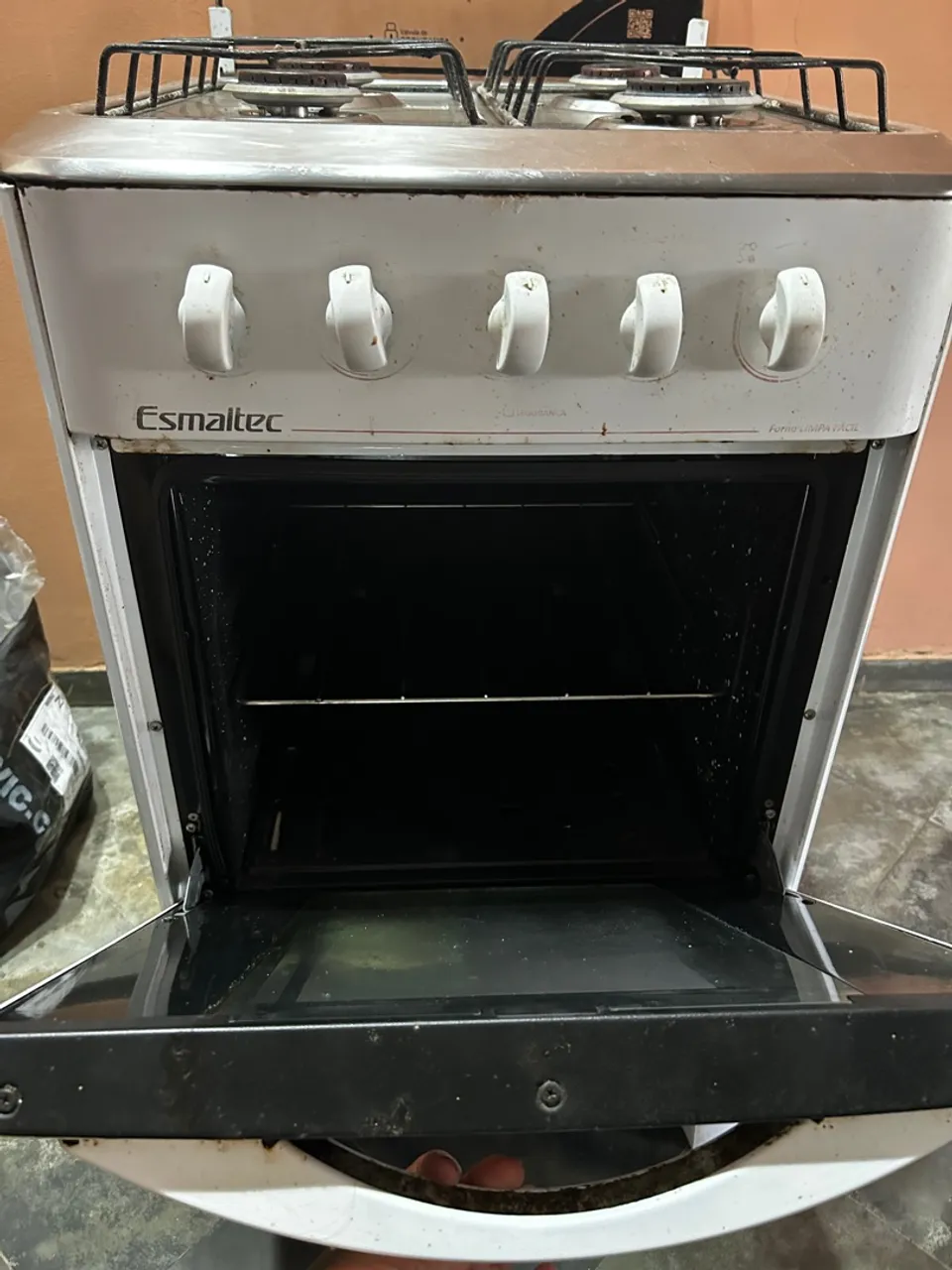 Fogão Esmaltec com Forno