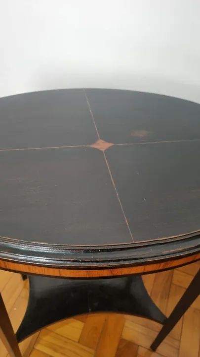Mesinha decorativa Antiga  - Foto 6