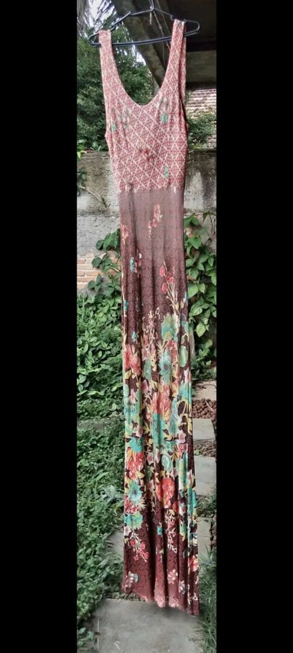 Vestidos longos Novos Tam.M - Foto 4