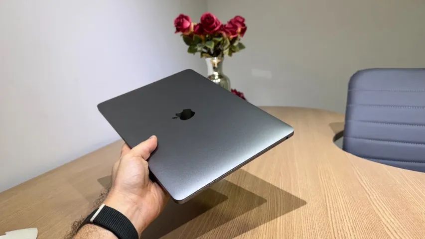 Macbook Apple Pro M1 16Gb 1Tb SSD 13,3'' - Notebooks - Iririú