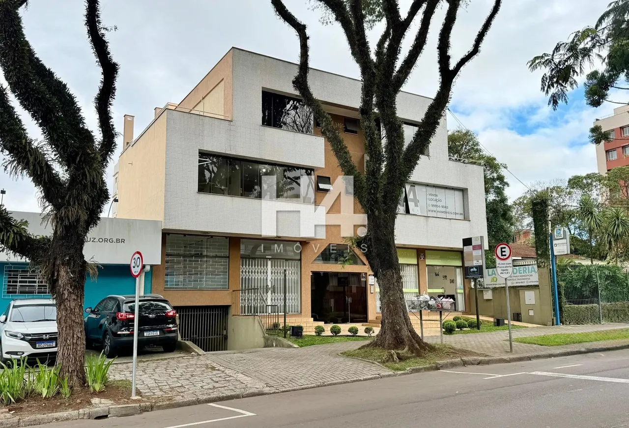 LOJA à venda com 100m² no bairro Bacacheri - CURITIBA / PR