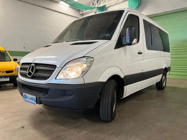 Sprinter 415 CDi 16 Lugares 2014 - Foto 2