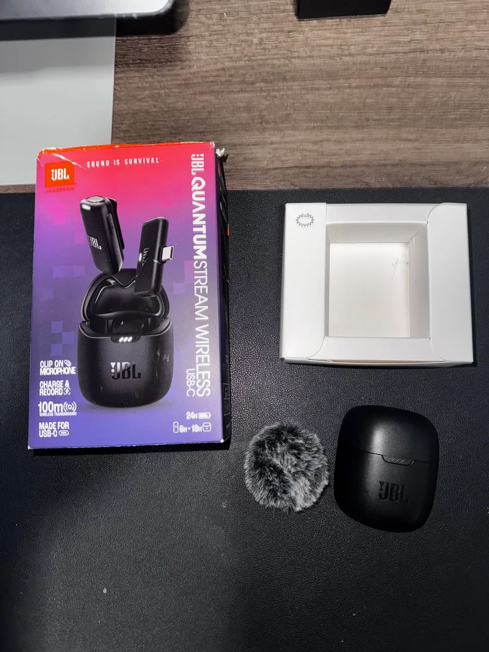 Microfone JBL sem fio de lapela 