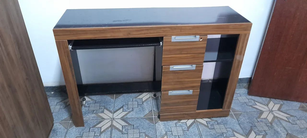 Mesa computador447429175851755520