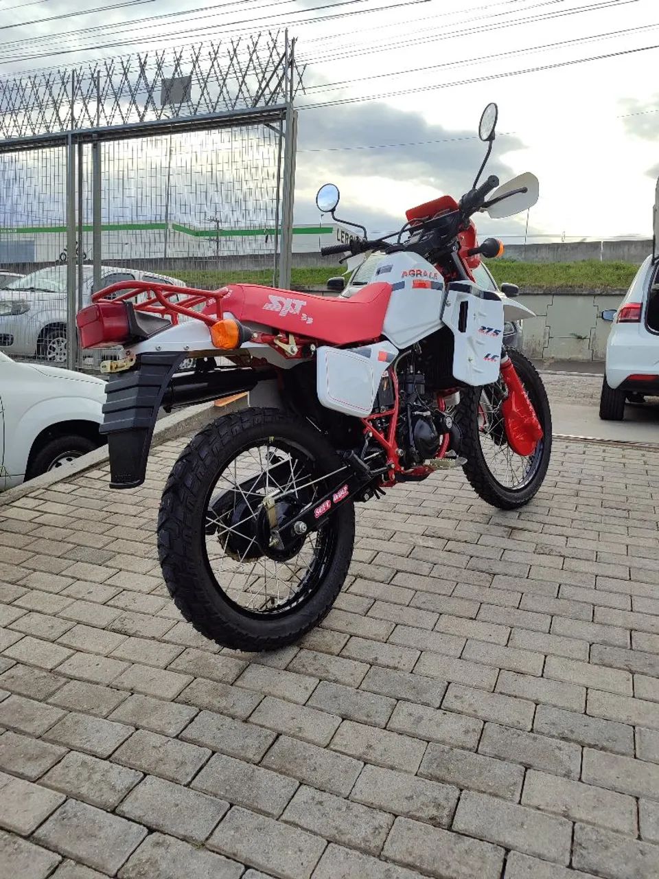 AGRALE STX 27.5