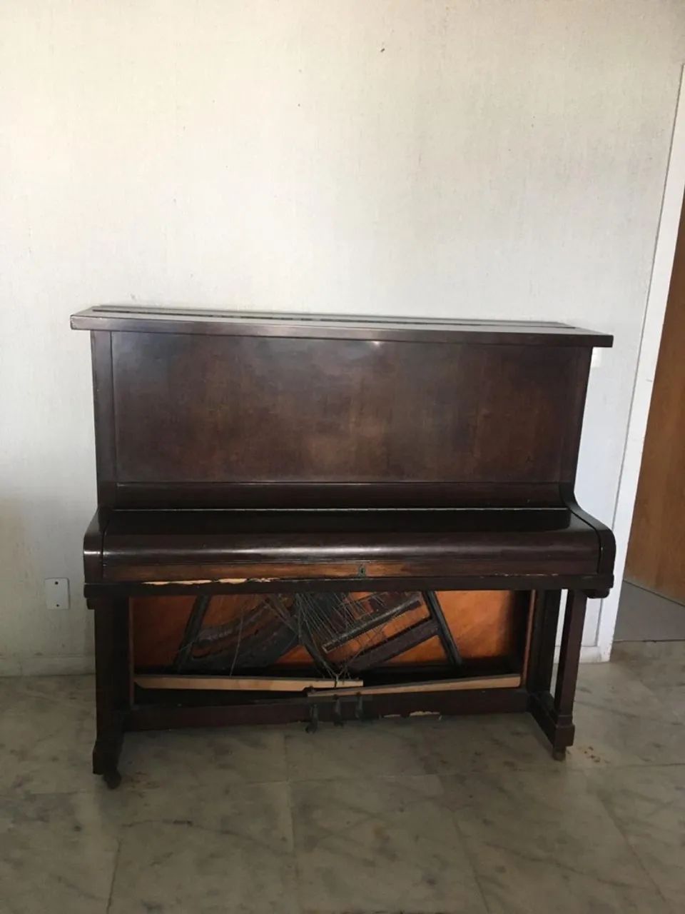 Piano Vertical ou de Armário 