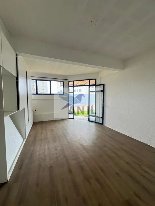 Casa comercial, com deque e linda vista definitiva! - Foto 12