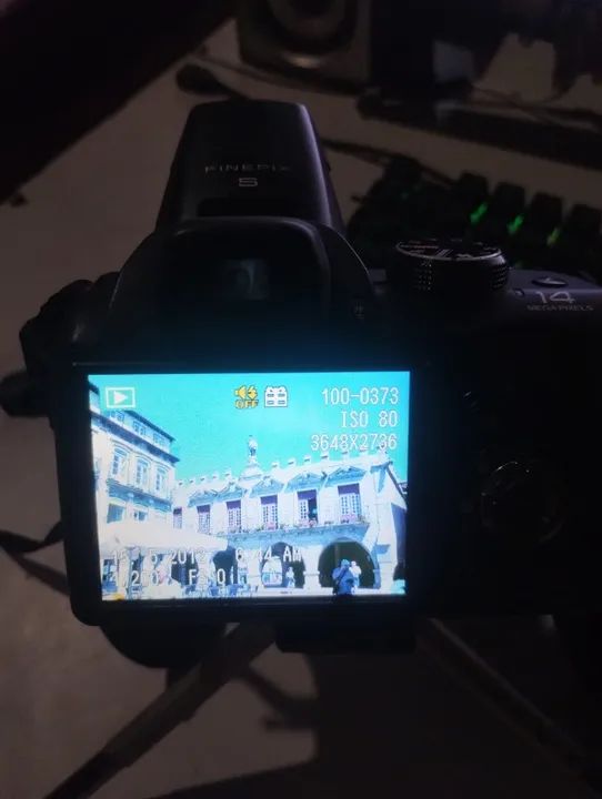  Câmera Fujifilm FinePix - Capture Cada Detalhe com Qualidade Profissional! - Foto 5