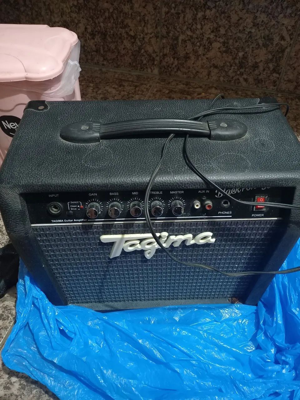 Amplificador Tagima para Guitarra