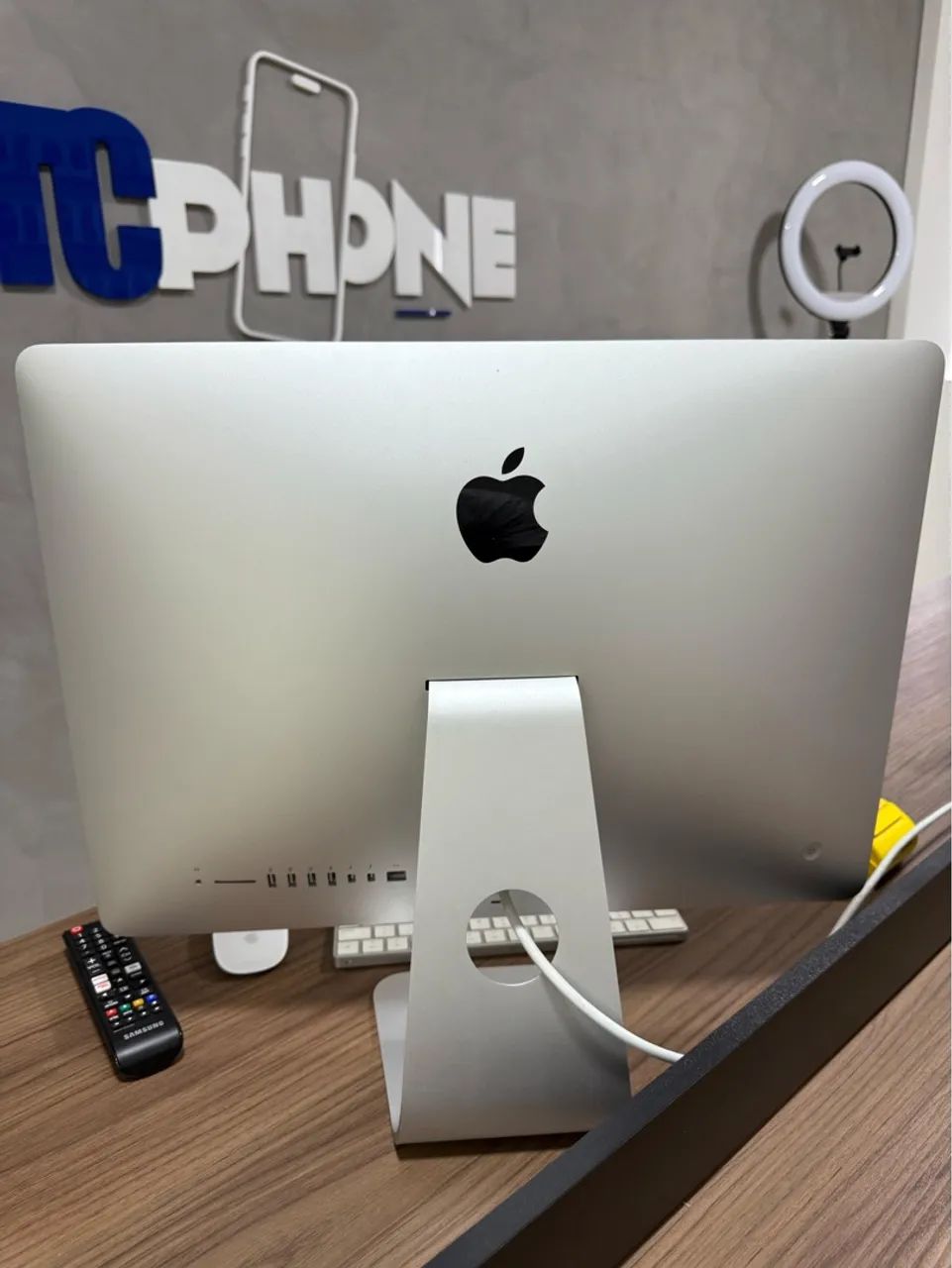iMac 2015 21.5インチ iMac 21.5-inch Late 2015 - IMPECÁVEL - Computadores e Desktops