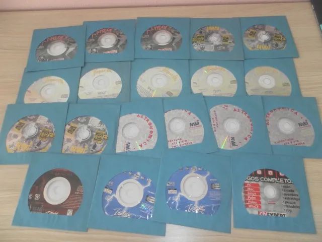 20 CDs Jogos Originais DESCENT, ASTRONOMICA e mais jogos, antigos (RARO) - Foto 3