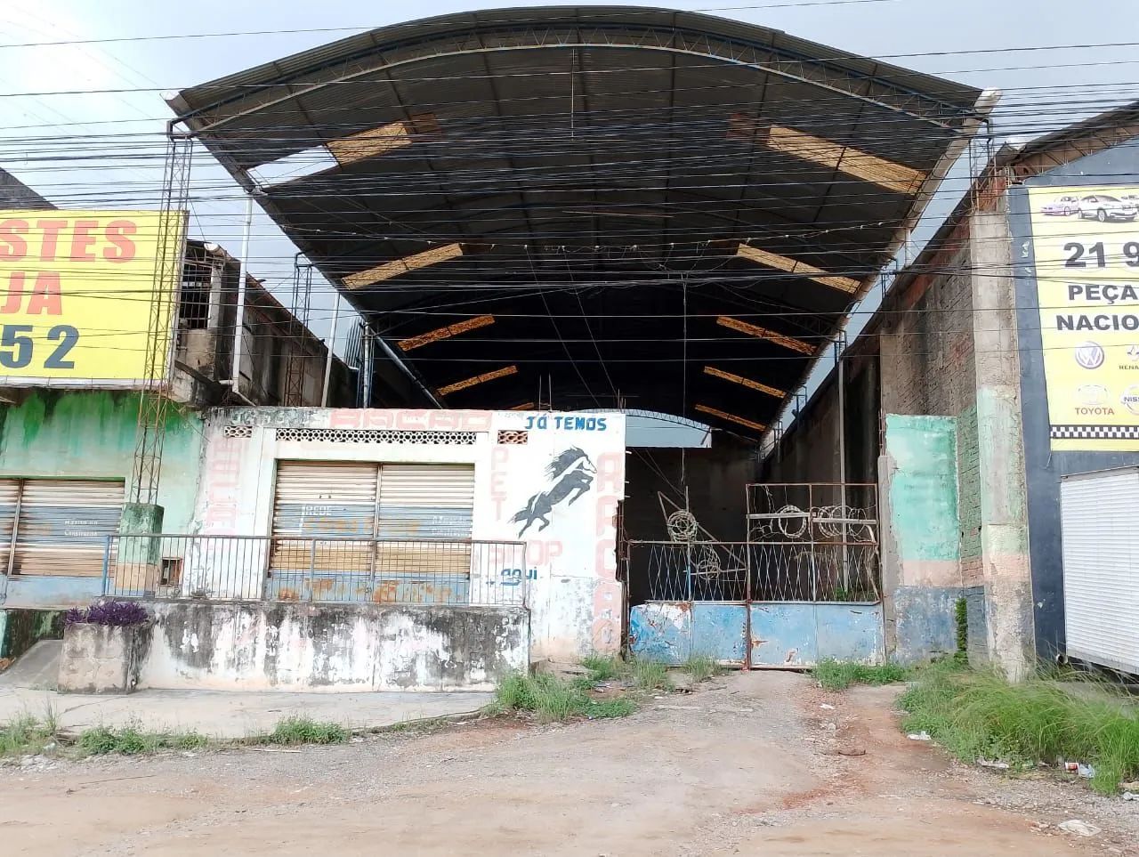 ALUGO OU VENDO EXCELENTES GALPÕES.          - Foto 7