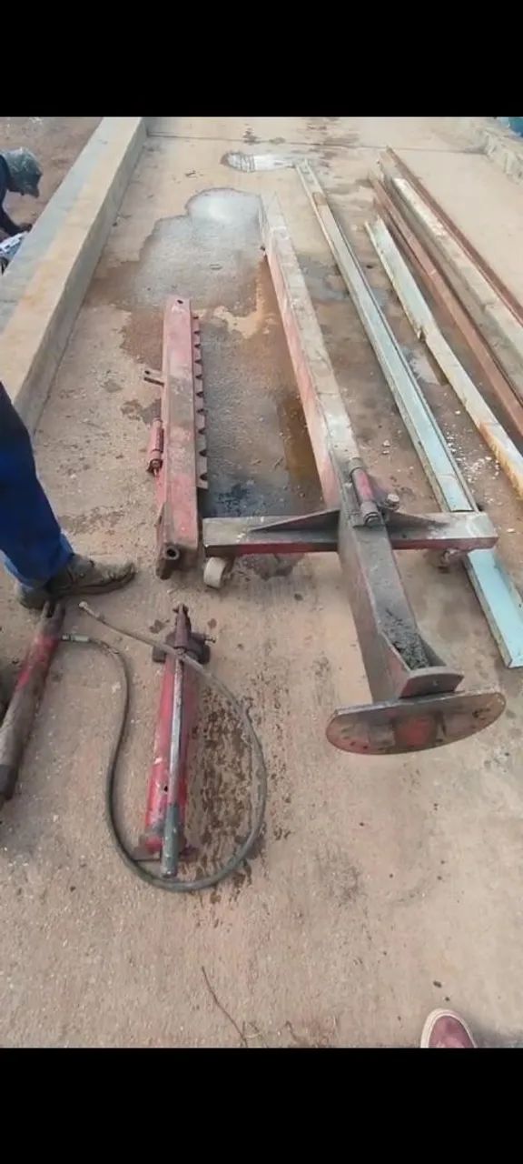 Ciborg vendo ou troco.