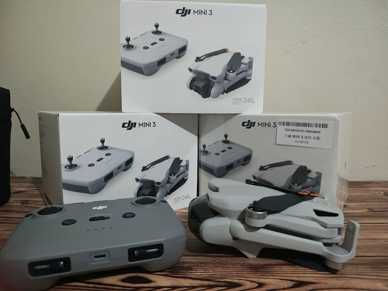 Drone DJI mini 3 standart controle sem tela LACRADO Super OFERTA IMPERDÍVEL 