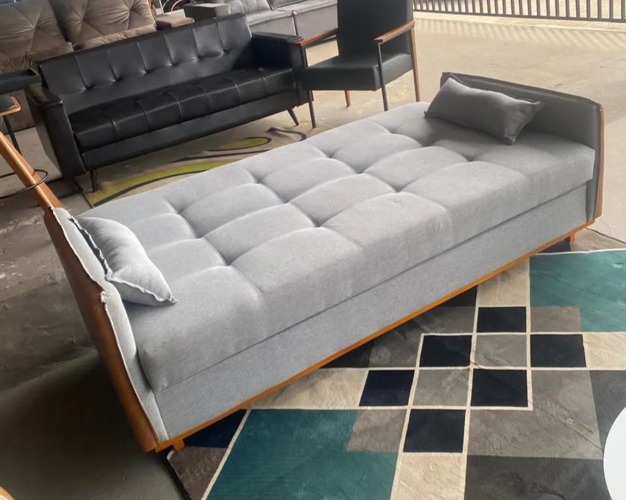 Sofá cama em linho com baú  - Foto 6