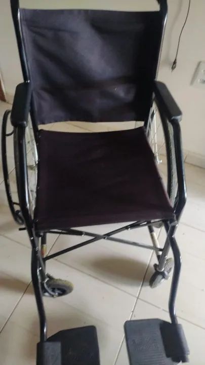 Cadeira de rodas CDS  - Foto 4