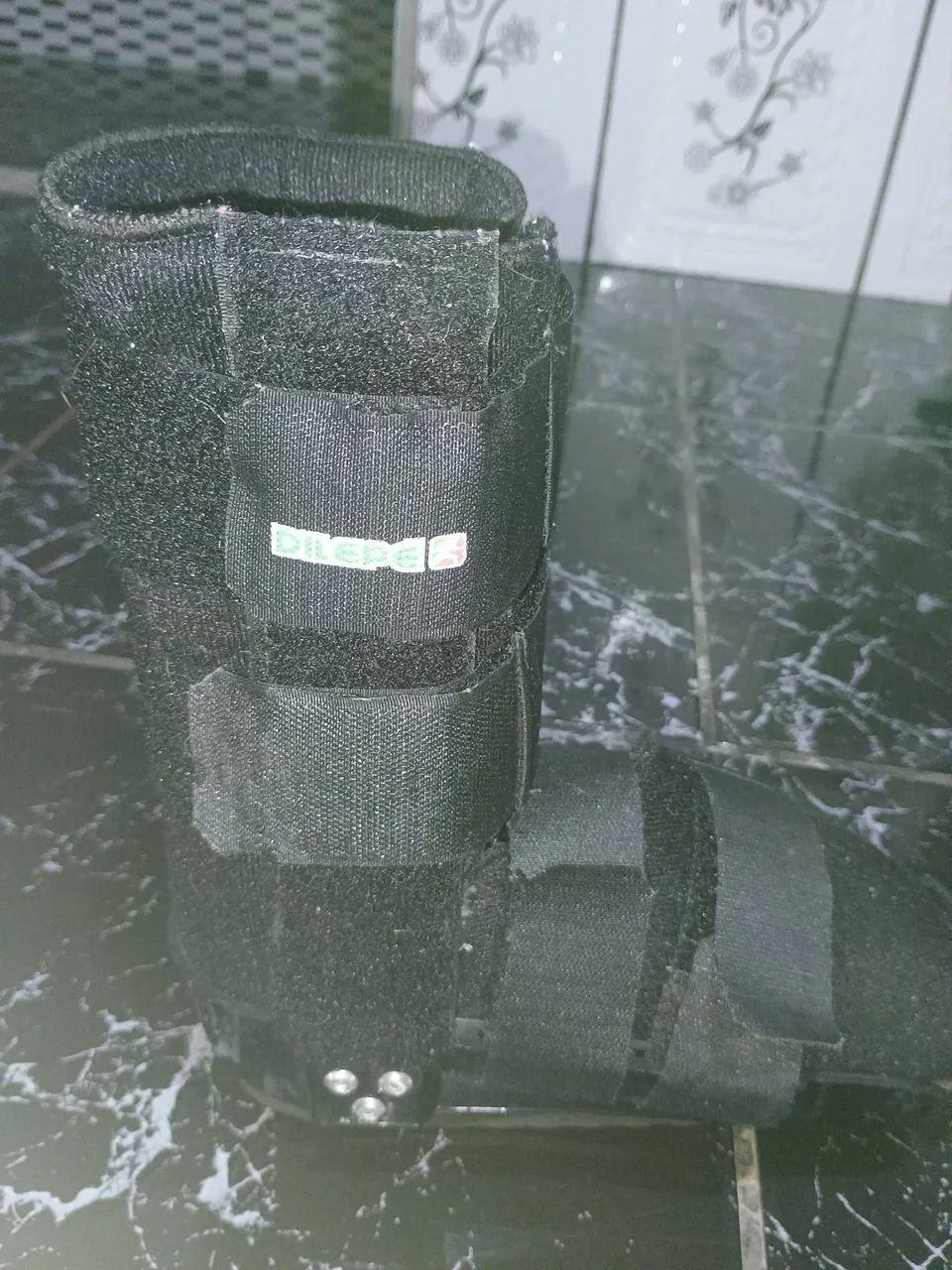 Bota ortopédica (Lado esquerdo) Tam P