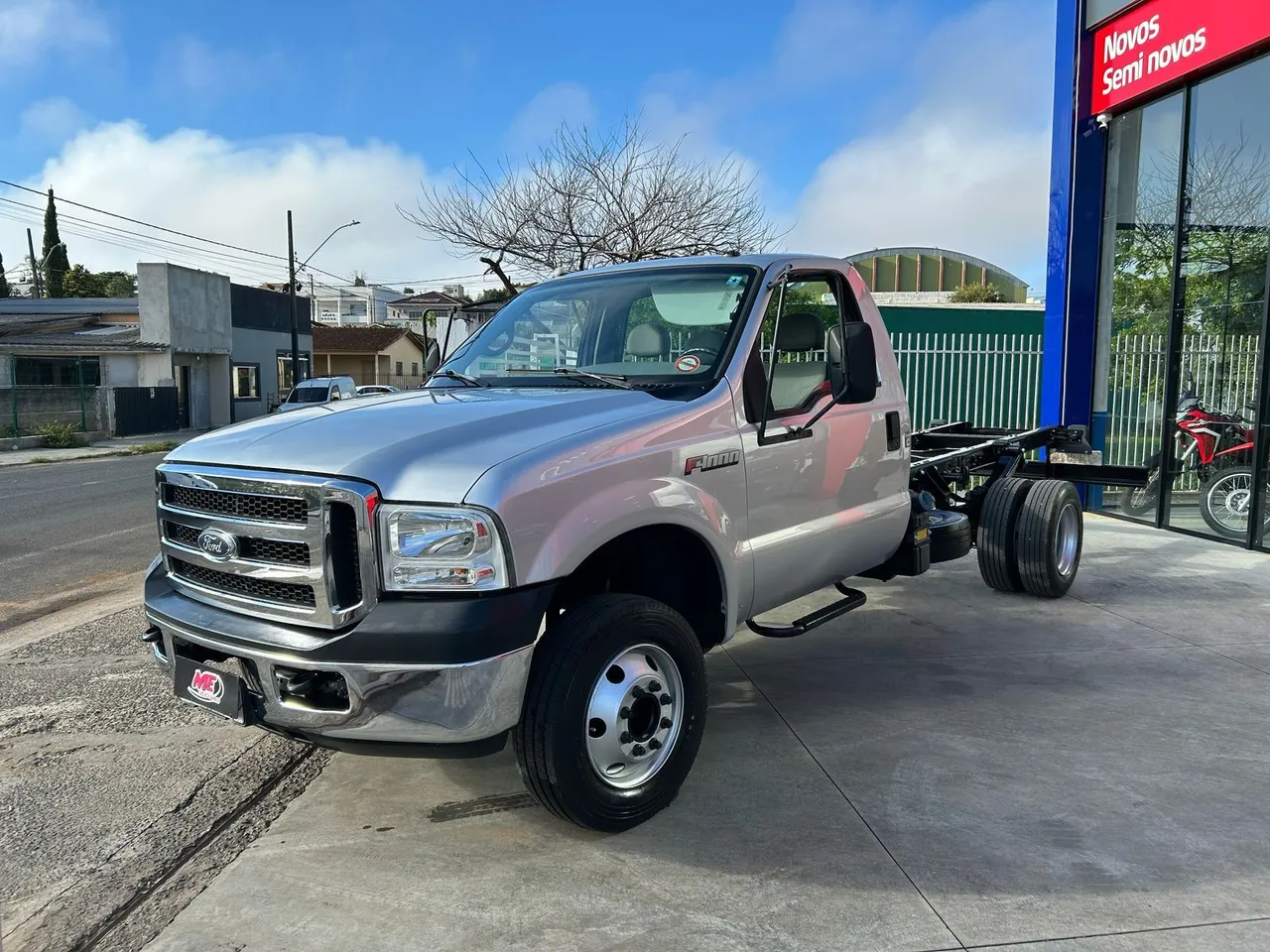 Ford F4000 2019