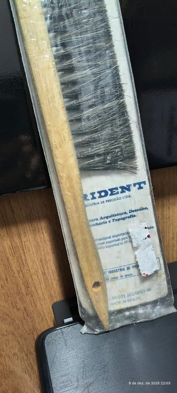 ESCOVA PARA LIMPAR DESENHOS TRIDENT - 25cm - Foto 2