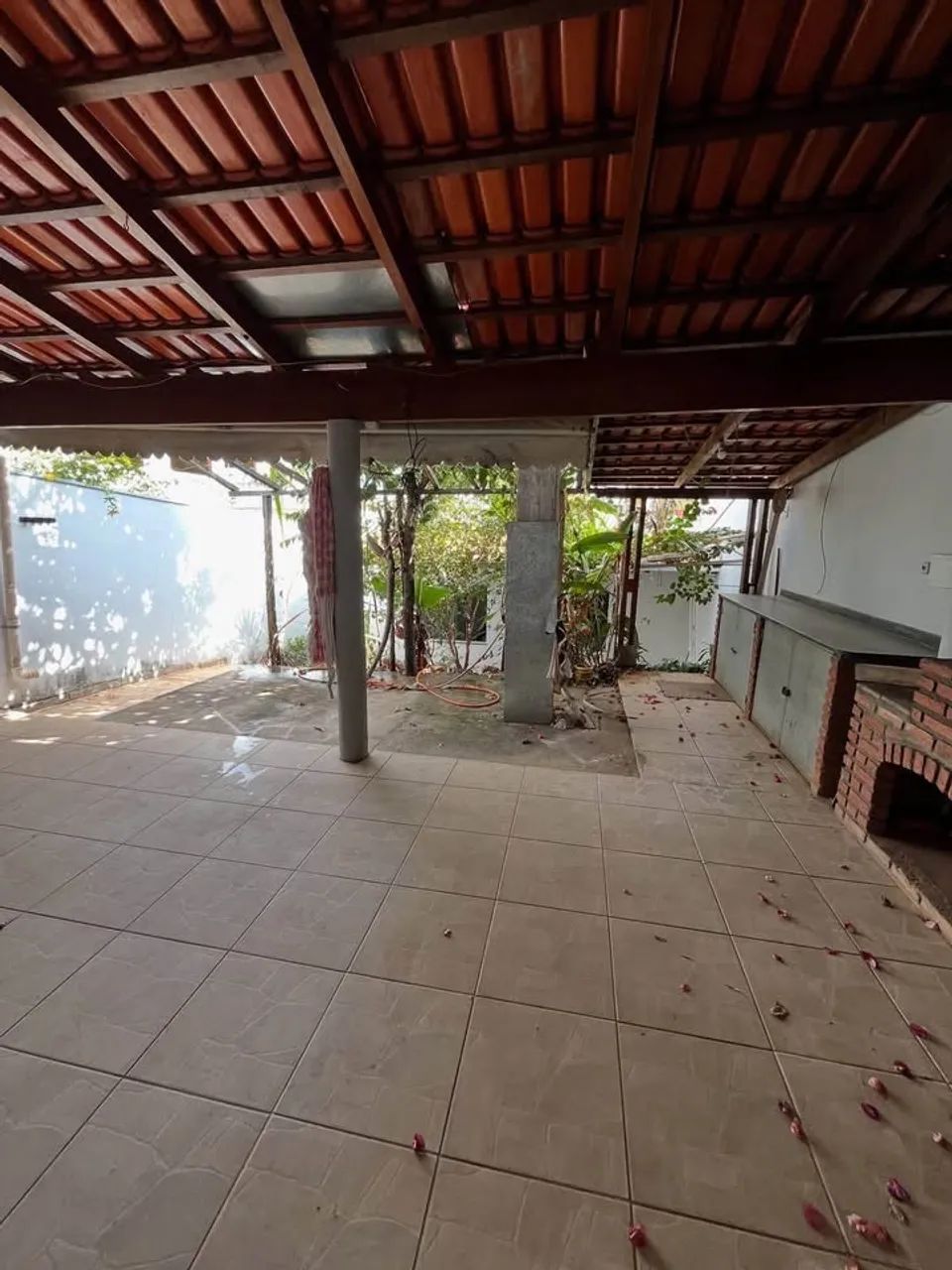 + Casa bem localizada  - Foto 2