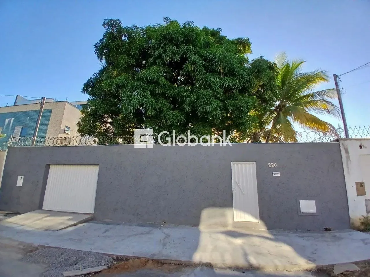 kitnet para locação com 1 quarto, 2 vagas de garam e quintal, com 45m² no bairro Ibituruna