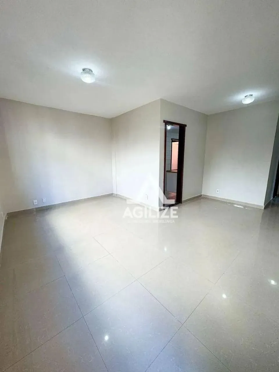 Apartamento com 3 dormitórios à venda, 92 m² por R$ 700.000,00 - Cavaleiros - Macaé/RJ