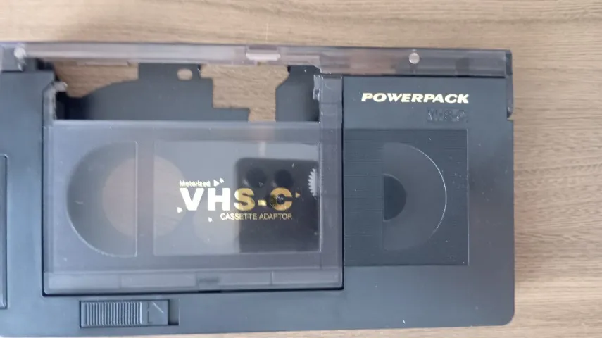 Adaptador de Vídeo Cassete C-P7UII para VHS