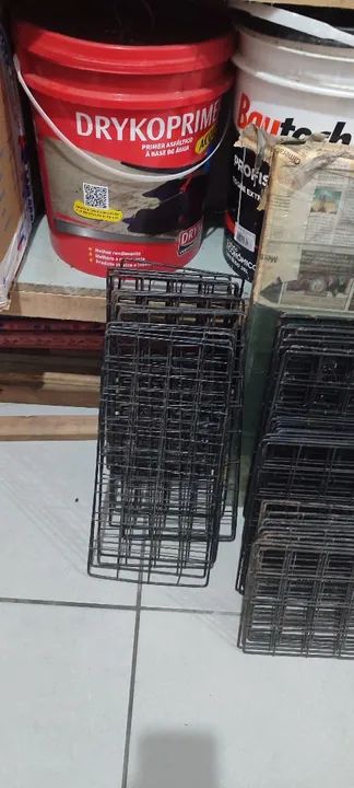 Tela aramada peq pra prateleira 