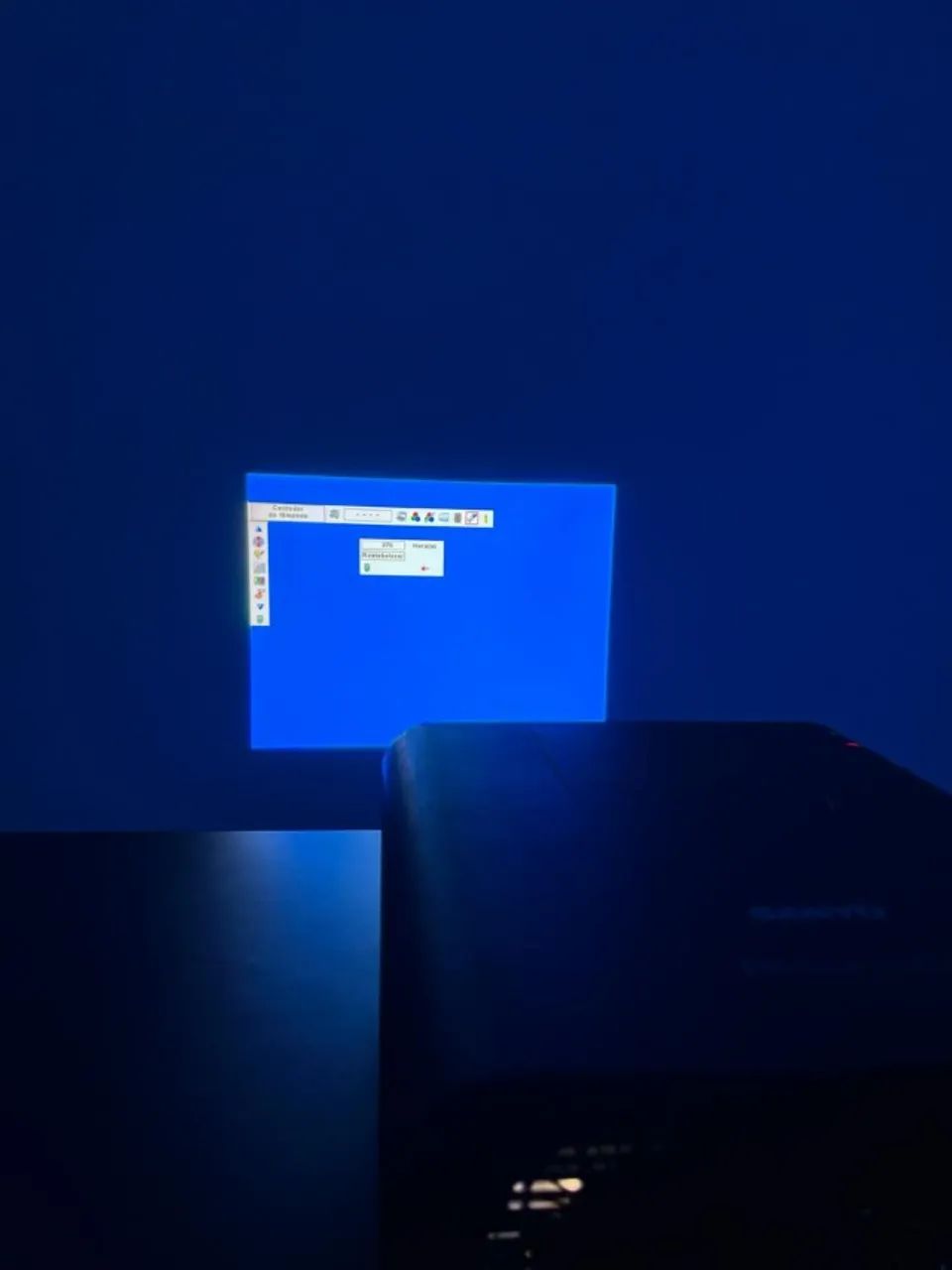 PROJETOR SANYO -PLC-XP200L COM CASE INCLUSA  - Foto 2