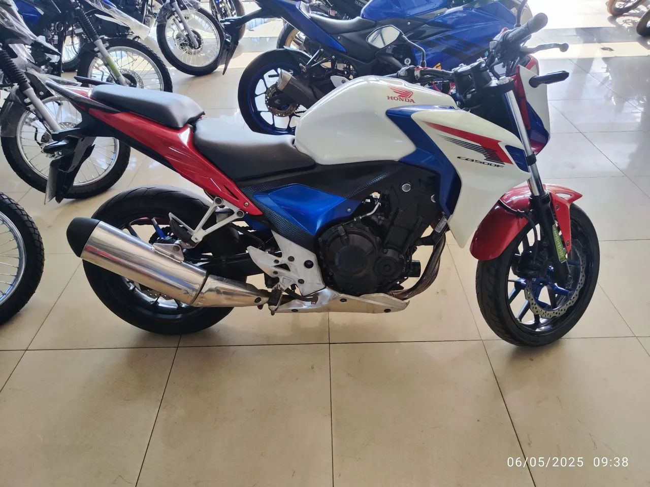 HONDA CB 500F BRANCA 2014 VITÓRIA MOTORS GUARAPARI 