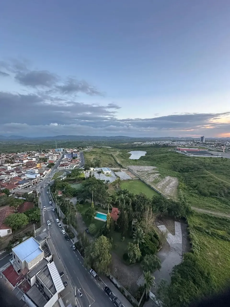 Imóvel para aluguel e venda possui 83 metros quadrados com 3 quartos
