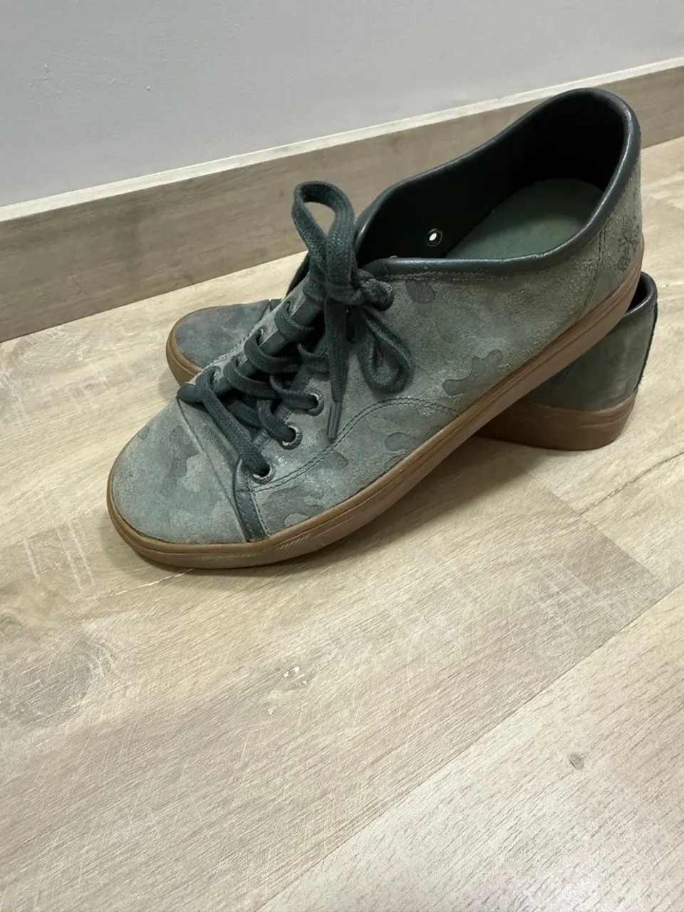 Tênis Casual John John Verde Camuflado