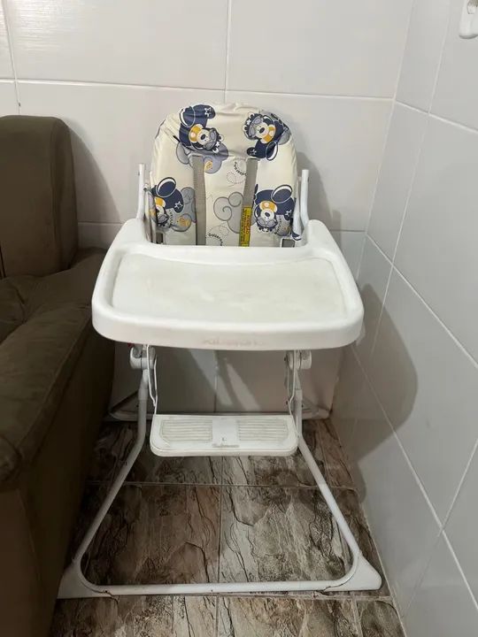 Cadeira de Alimentação Infantil